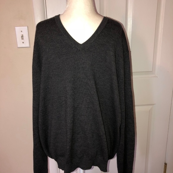 BROOKS BROTHERS Gray Merino Wool V-neck Sweater Size Large - Picture 3 of 6